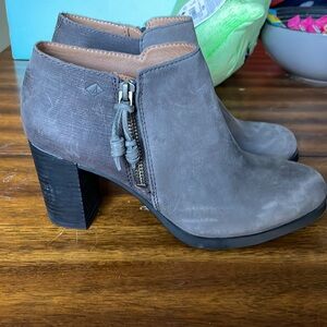 Women’s Sperry Ankle Boots